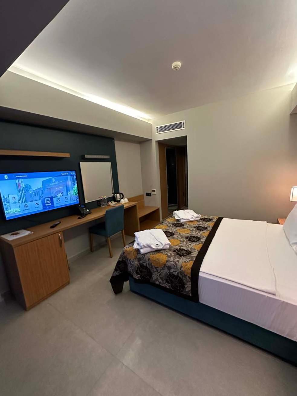 Ambrosia Hotel Beach & Spa Bitez Exterior foto