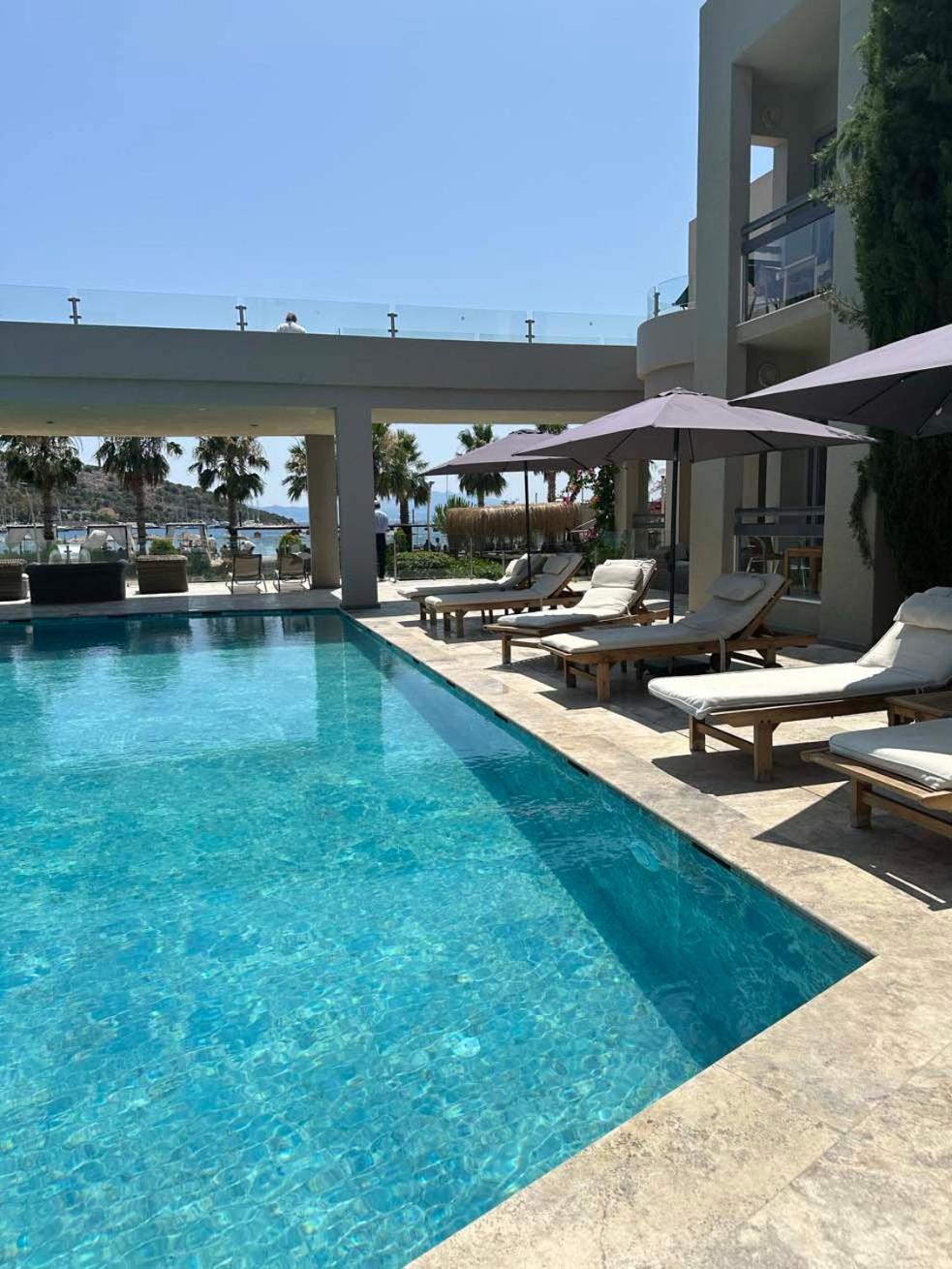 Ambrosia Hotel Beach & Spa Bitez Exterior foto